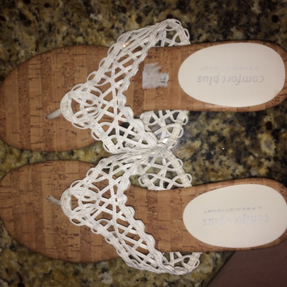 NWOT Comfortable Wedge Sandals